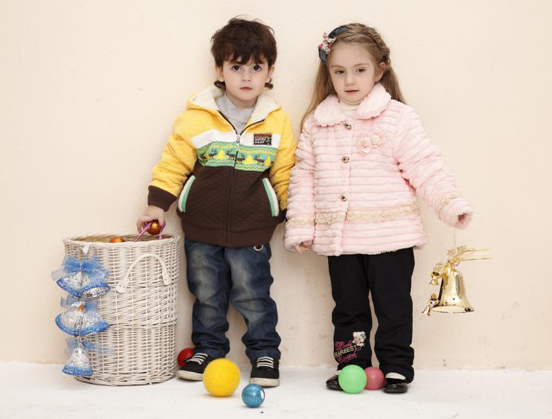 小熊B琪zui新秋冬季節小童套裝