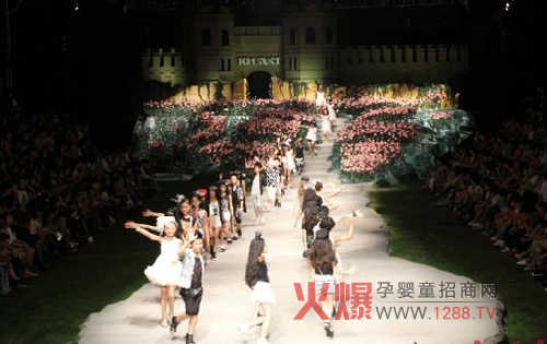 ������2014���ļ������Z����Ʒ�l�����A�M��Ļ