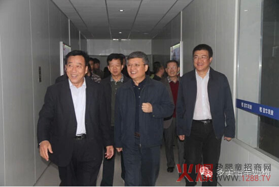 ��ţ��Iӭ��ף�п������ʡ�L���^ָ��