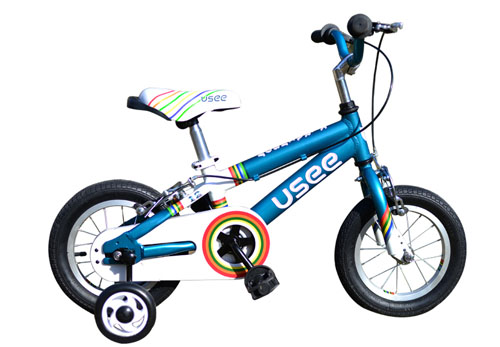 USEE��(y��u)�m�ʺ��Tʿ�X�Ͻ���ͯ����܇(ch��)��ɫ���x