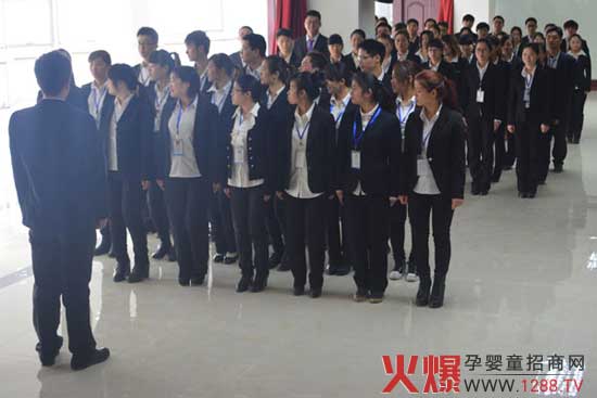 �Fꠅf����ȫ���Ը�