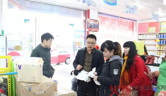 ǧ�˰ّB�ۡ�һ��V ��������һ�N��һ��Vϵ���װl