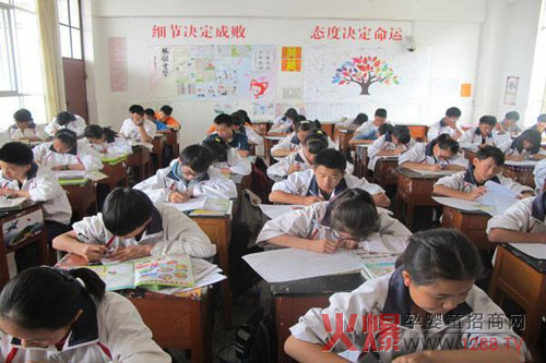 ؐ����������ӛ������ԇ�cDHA֮�g��΢���Pϵ