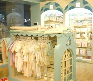 娃麗比店面展示