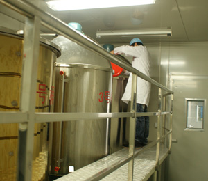 知心貝比濕巾生產(chǎn)車間