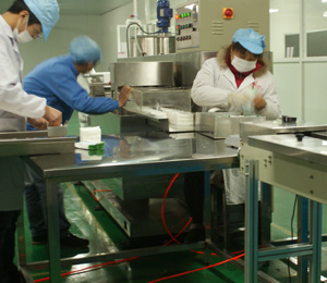 知心貝比濕巾生產(chǎn)車間