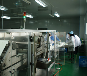 知心貝比濕巾生產(chǎn)車間