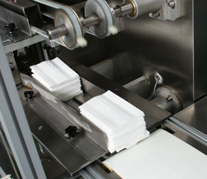 知心貝比濕巾生產(chǎn)車間