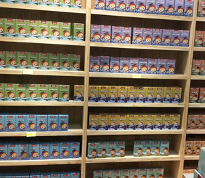 博士貝貝營養(yǎng)品陳列4