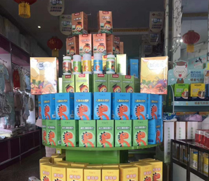 博士貝貝營養(yǎng)品陳列7