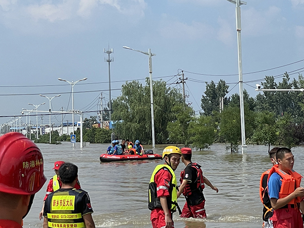 岐黃愛(ài)心捐贈(zèng),援助河南720特大洪災(zāi)1.jpg