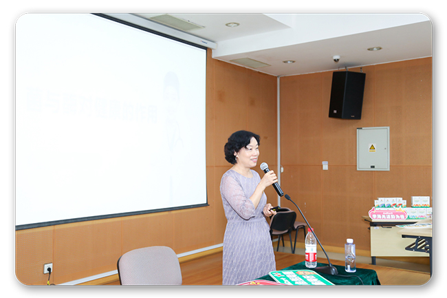 �����ѱ����ڶ����R�����ߌW(xu��)�g(sh��)���ް� (2).jpg