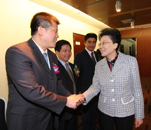 婦聯(lián)第一書記黃晴宜