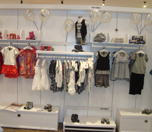 廣州卡琪屋服飾有限公司形象