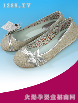 ٻ�ٺ���ɫ���eЬ