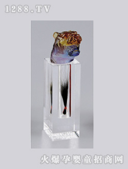 �H�Ӟ����^��