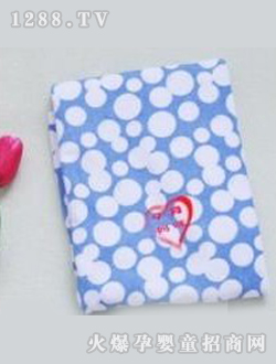 ���Q�{ɫ���򴲉|