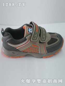 ��؈֮����ɫ��ͯ�\��Ь