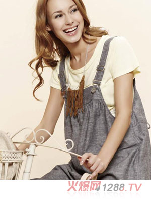 ����R�r���ЋD�b��ɫȹ