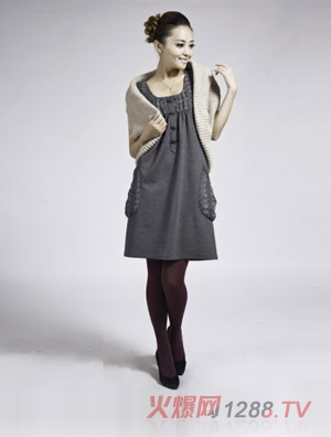 ��ؐ���Ћ�����ɫ�B��ȹ