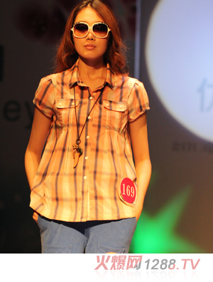 ��ؐ�ݕr�о���Ů�b1