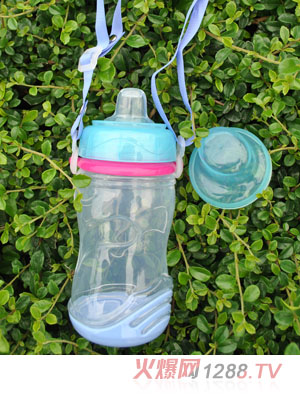 ��ɫ���ޱ�yʽ�W�