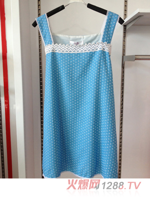 ��+����ݗ����{ɫ�c��