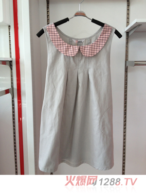 �������_��ݗ�����ɫ