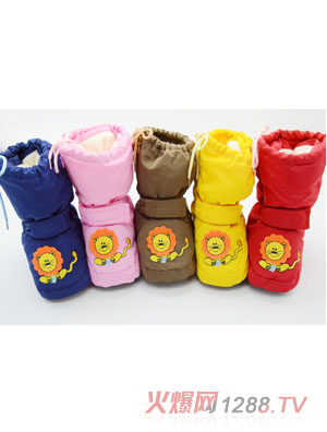 �ۋ�ͯ��ˮ��Ͳ�ӽq��ůЬѩ��ѥ