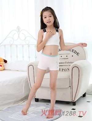 �����܃�ͯ���B��ѝ��ɫ�{߅